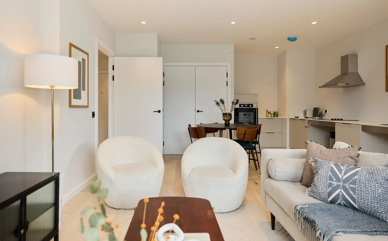 Coverdale Road, London, NW2, photo 12
