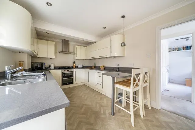 Cherrydale Road, Camberley, GU15, photo 8