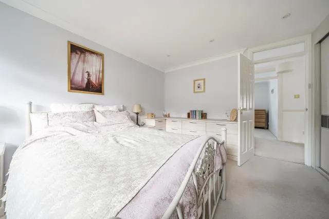 Cherrydale Road, Camberley, GU15, photo 11
