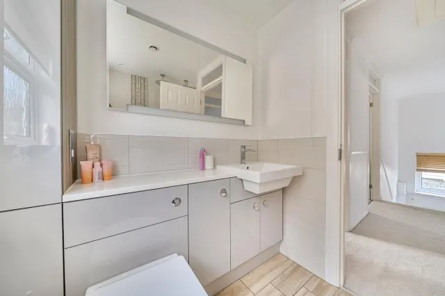 Cherrydale Road, Camberley, GU15, photo 19