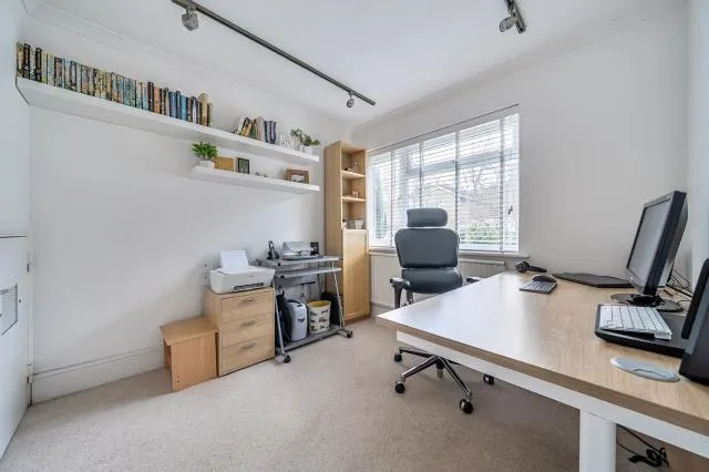 Cherrydale Road, Camberley, GU15, photo 15