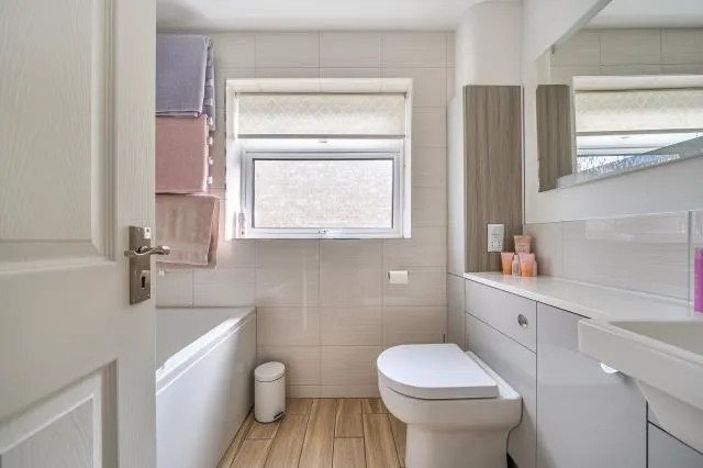 Cherrydale Road, Camberley, GU15, photo 17