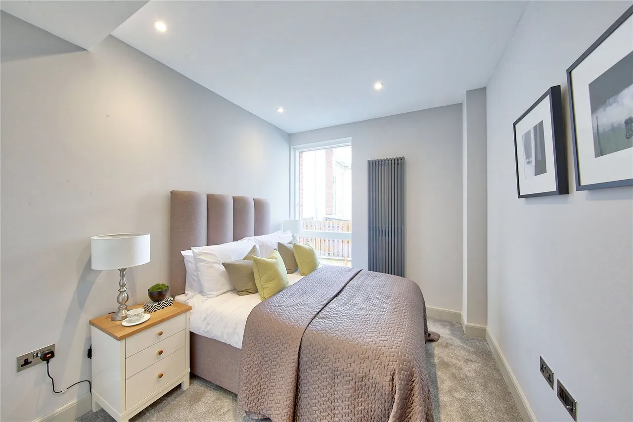 Old Bakery Mews, Hampton Wick, Kingston, KT1 4FU, photo 8