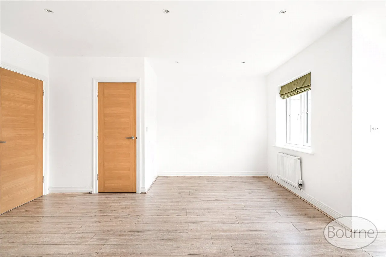 Jersey Close, Knaphill, GU21, photo 6