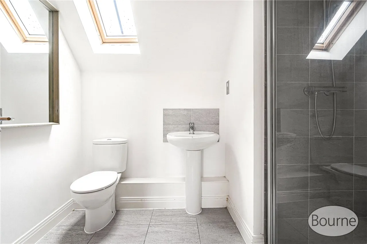 Jersey Close, Knaphill, GU21, photo 10