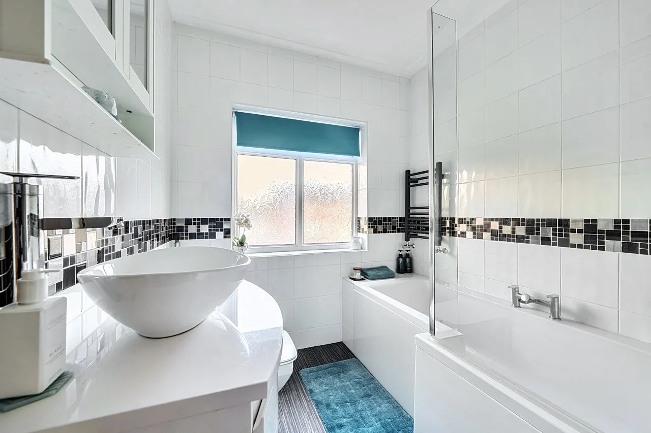 Lyndon Road, Solihull, B92, photo 8