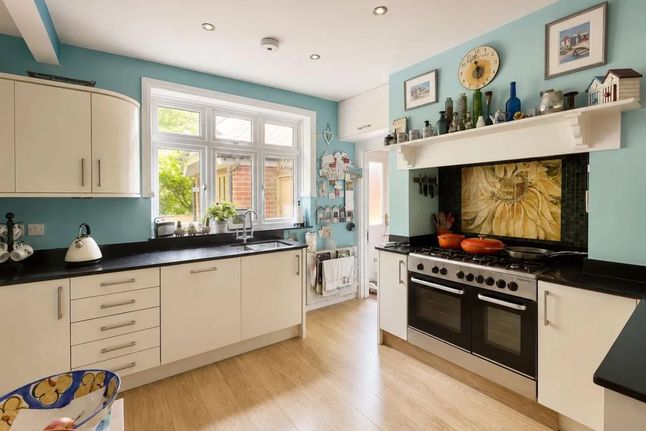 Central Drive, BH2, photo 8
