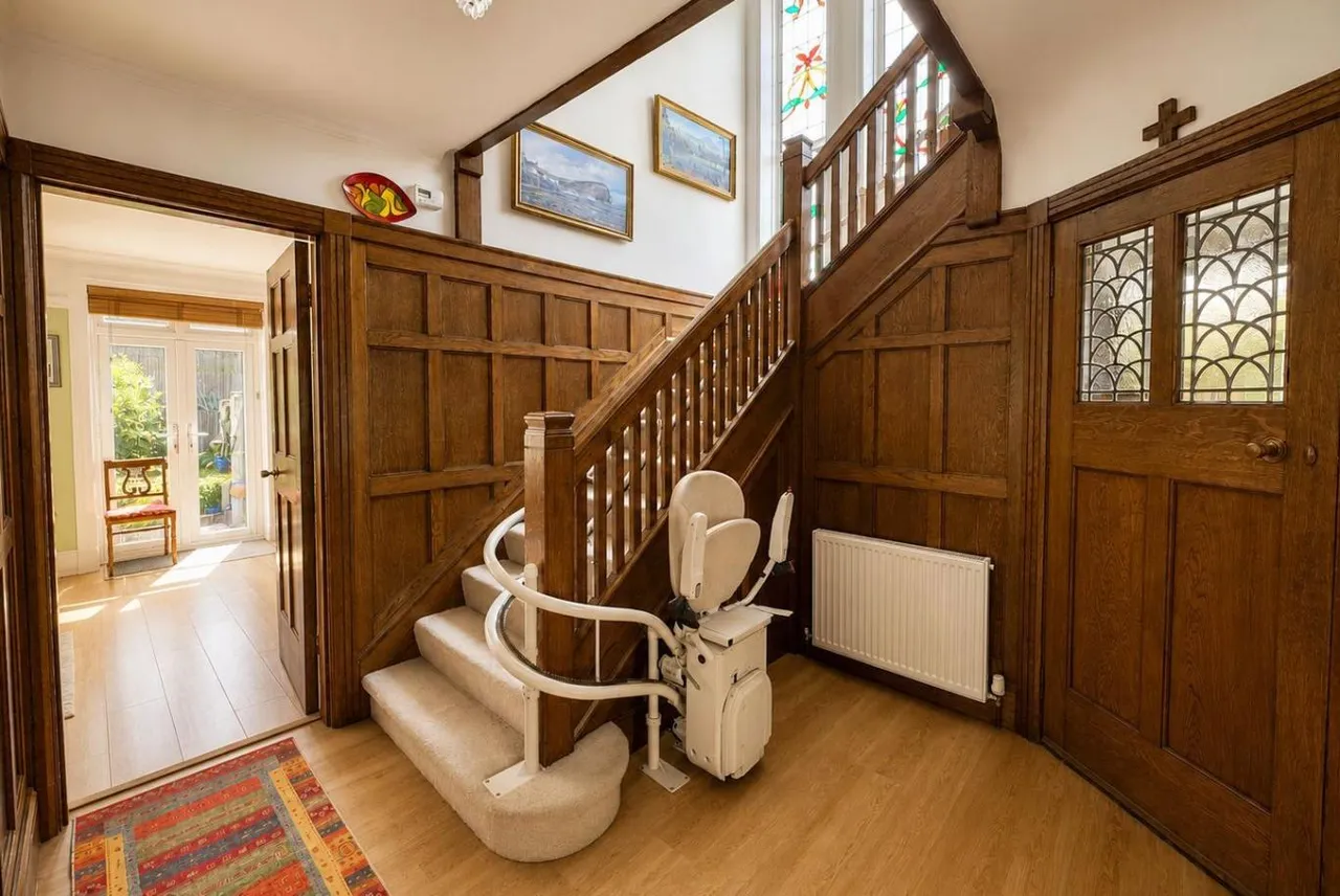 Central Drive, BH2, photo 10
