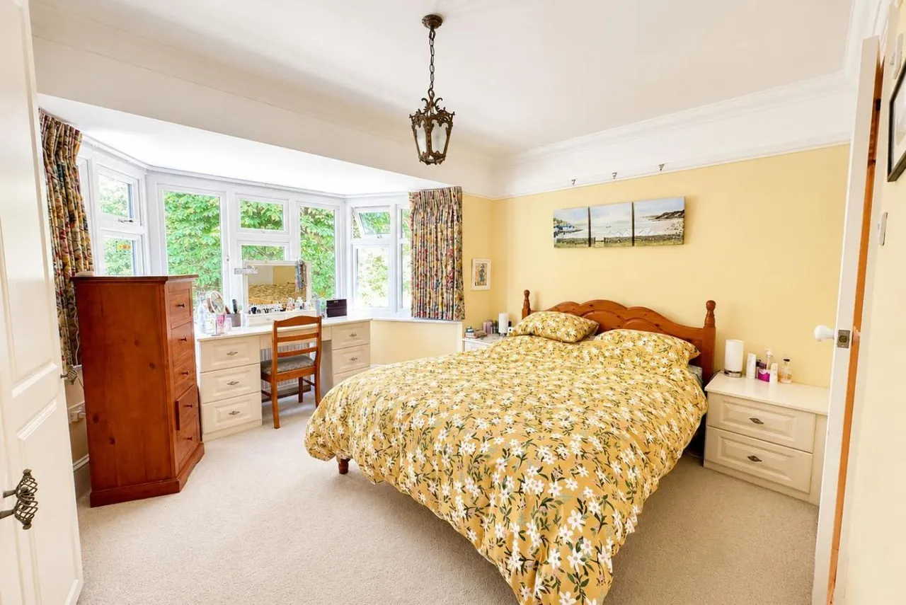 Central Drive, BH2, photo 11