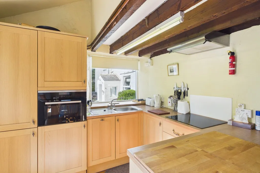 Meadowcroft Lane, Storrs Park, photo 17