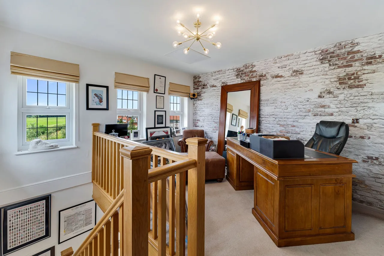Lawrence Way, Knutsford, photo 31