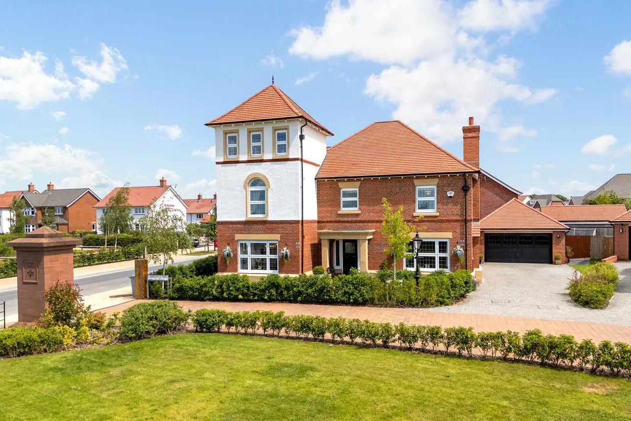 5 bed house for sale, Lawrence Way, Knutsford