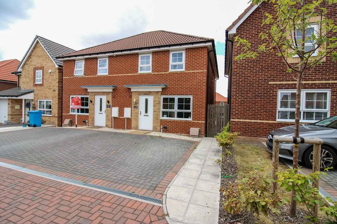 3 bed house for sale, Mirabelle Way, Harworth, DN11