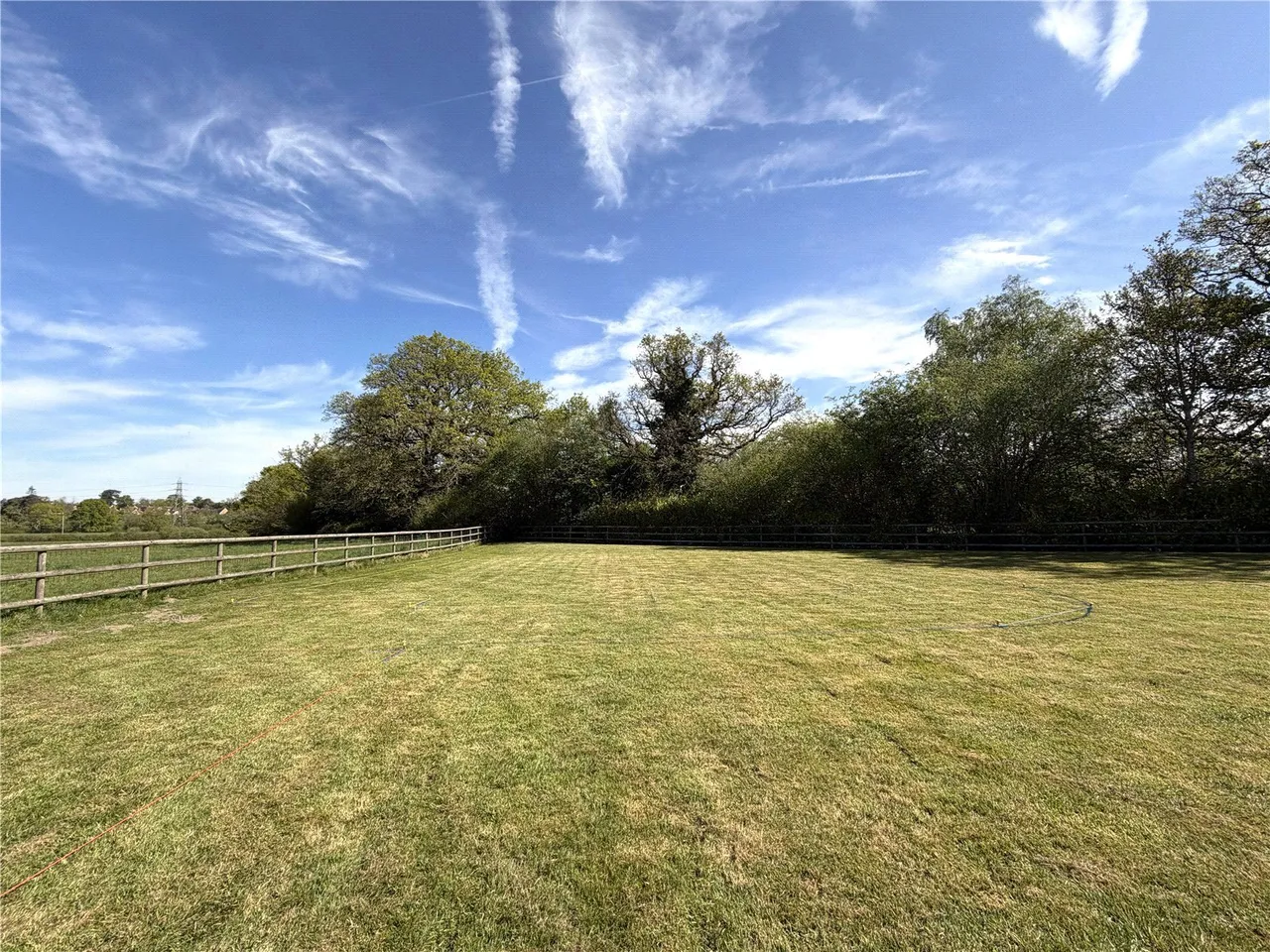 Land Adjacent To Hutts Farm, Blagrove Lane, Wokingham, RG41 4AX, photo 2