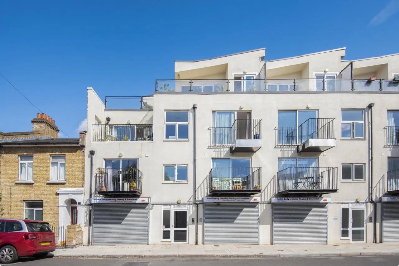 Sternhall Lane, London, SE15, photo 9