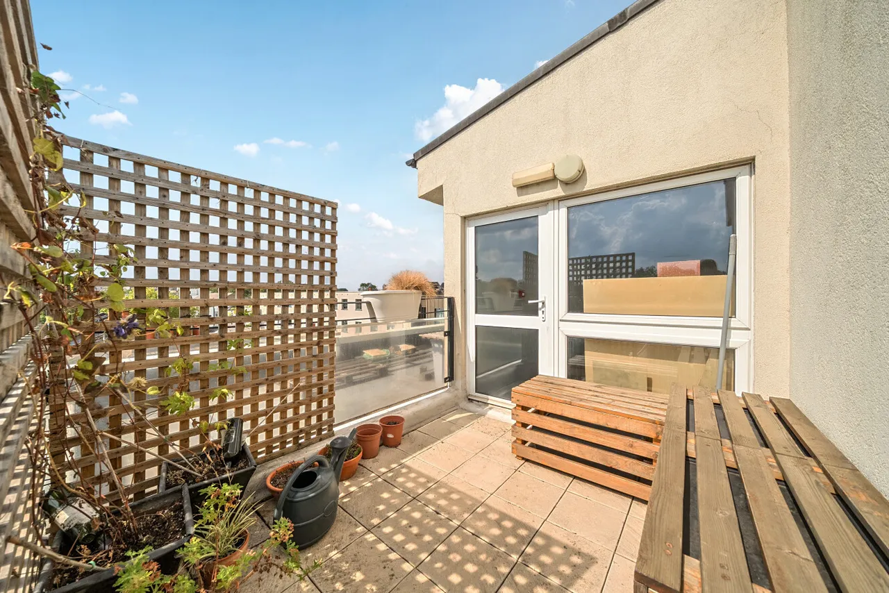 Sternhall Lane, London, SE15, photo 10