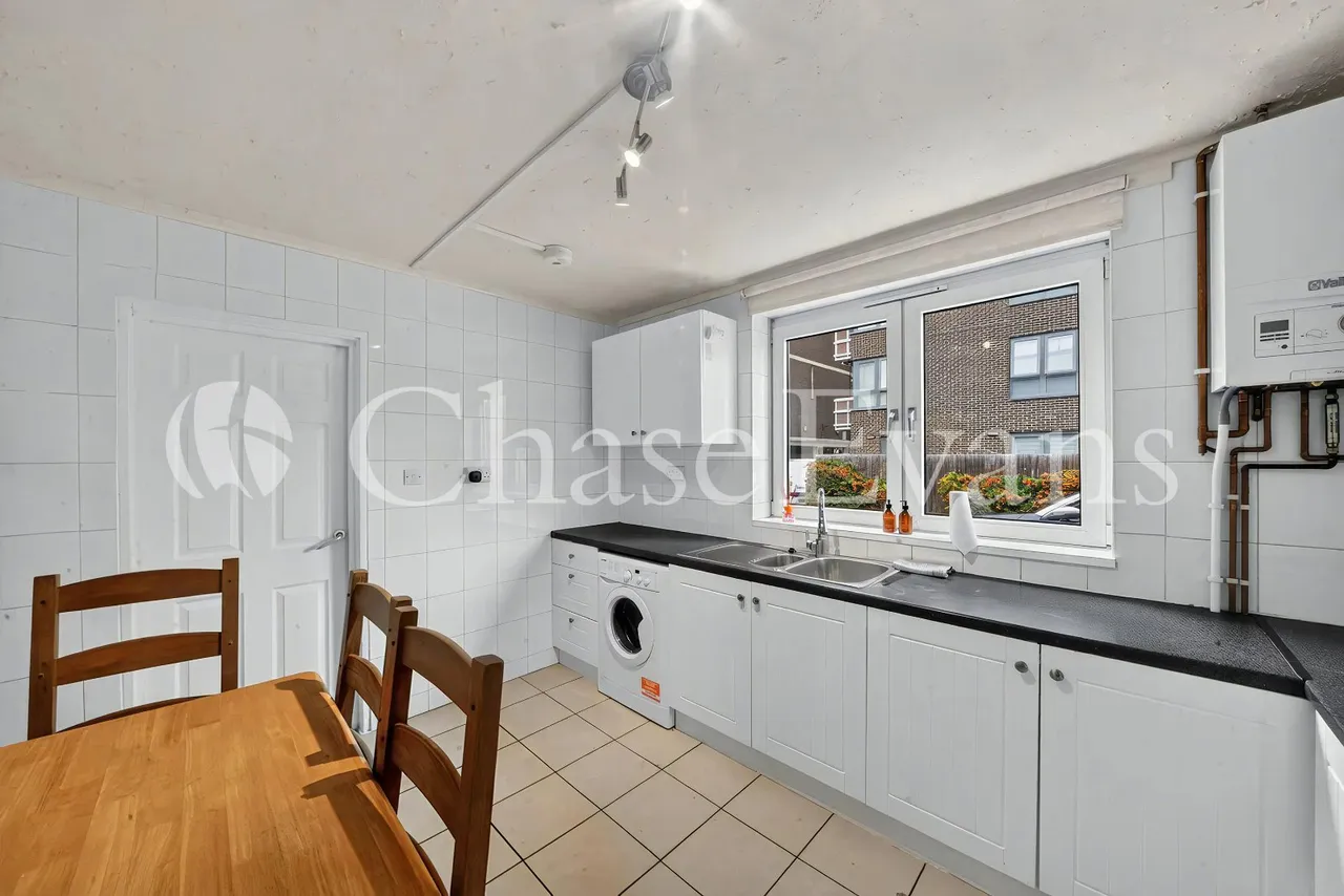 Woodall Close, London, E14, photo 6