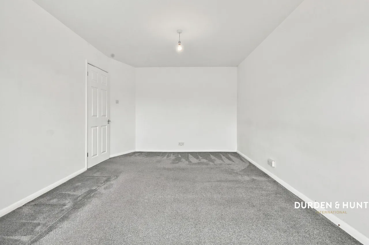 Chestnut Close, Hockley, SS5, photo 11