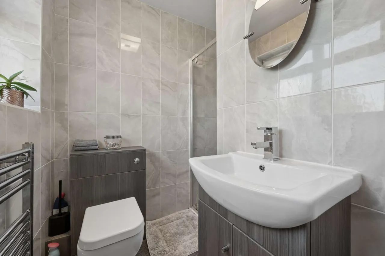 Ashley Gardens, High Lane, Stockport, Greater Manchester, SK6 8AB, photo 12