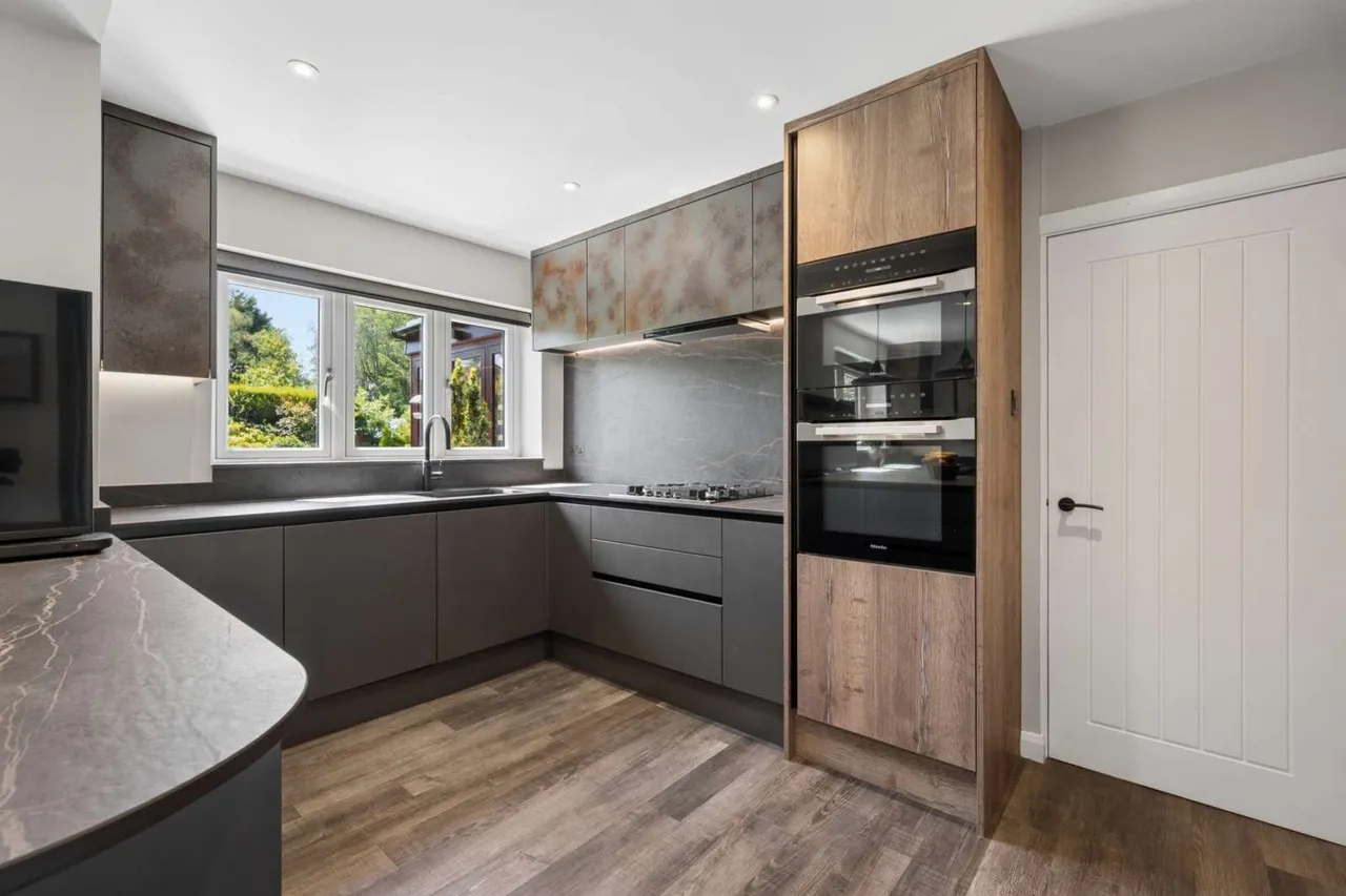 Ashley Gardens, High Lane, Stockport, Greater Manchester, SK6 8AB, photo 5