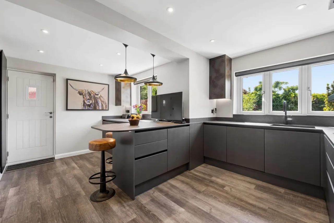 Ashley Gardens, High Lane, Stockport, Greater Manchester, SK6 8AB, photo 4