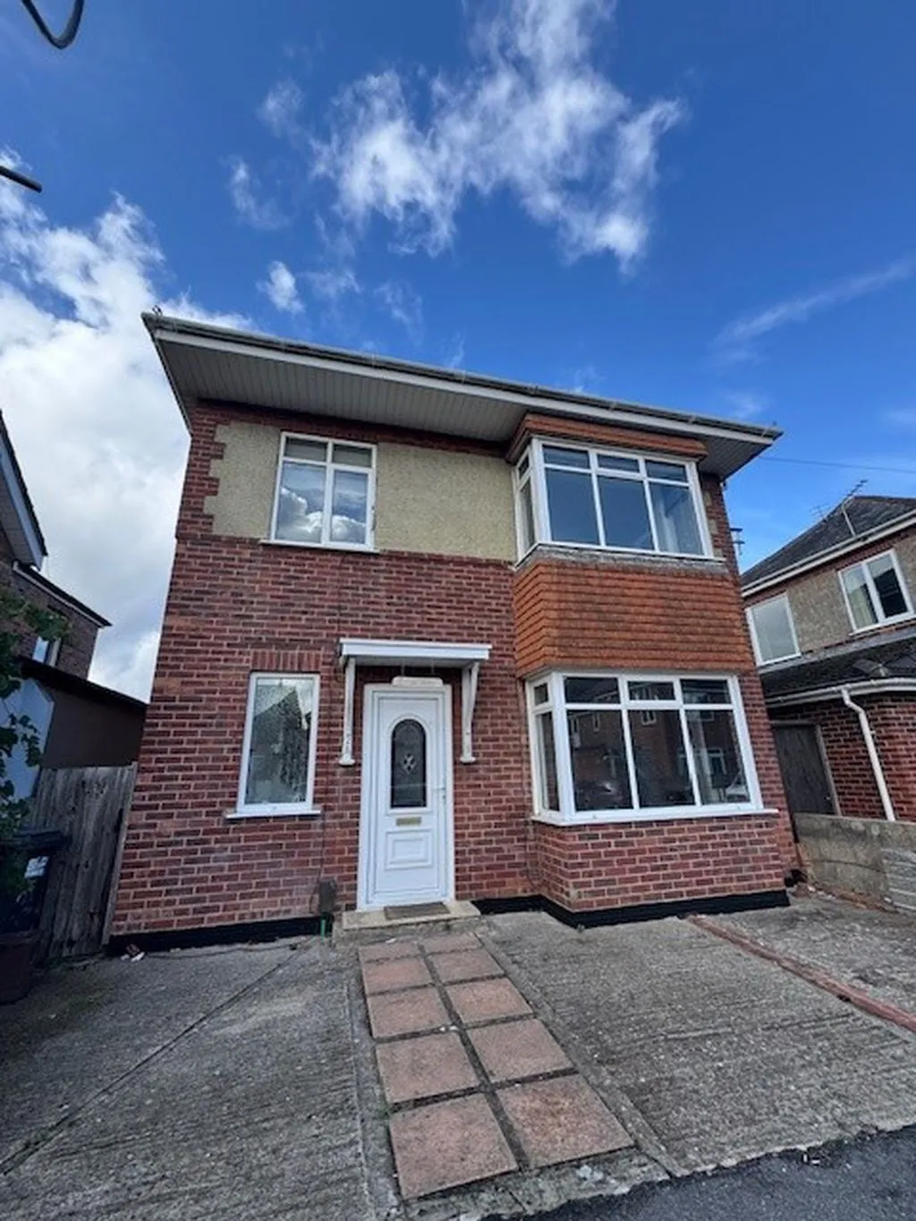 5 bed property to rent — Maple Road, Bournemouth BH9 2PN