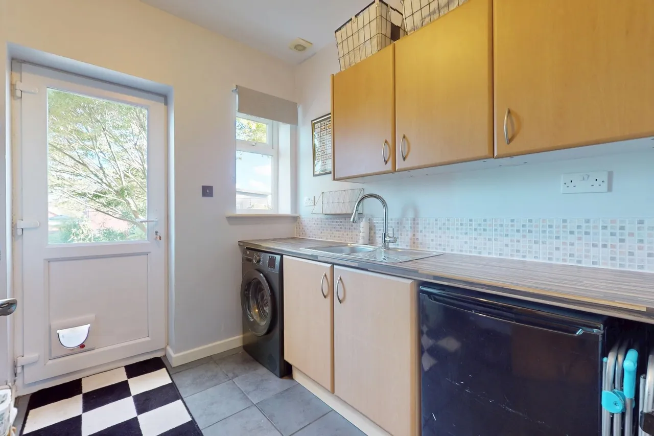Glencarron, Holly Road, Little Dawley TF4 3HA, photo 9