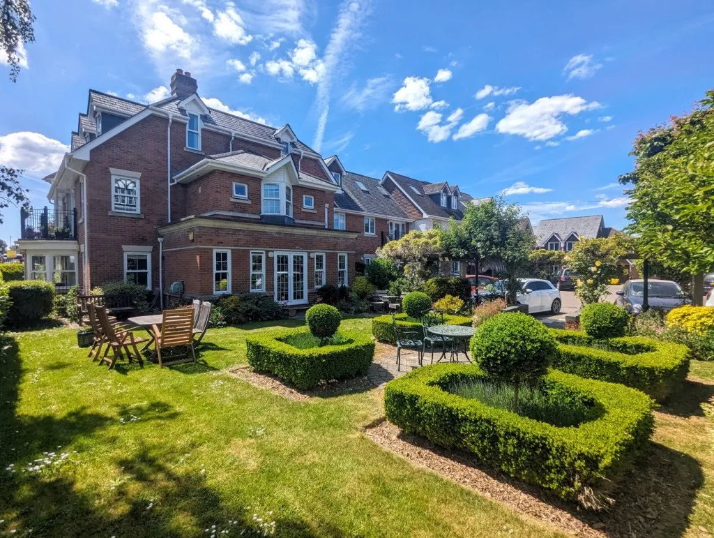 Brockenhurst, Hampshire, photo 14