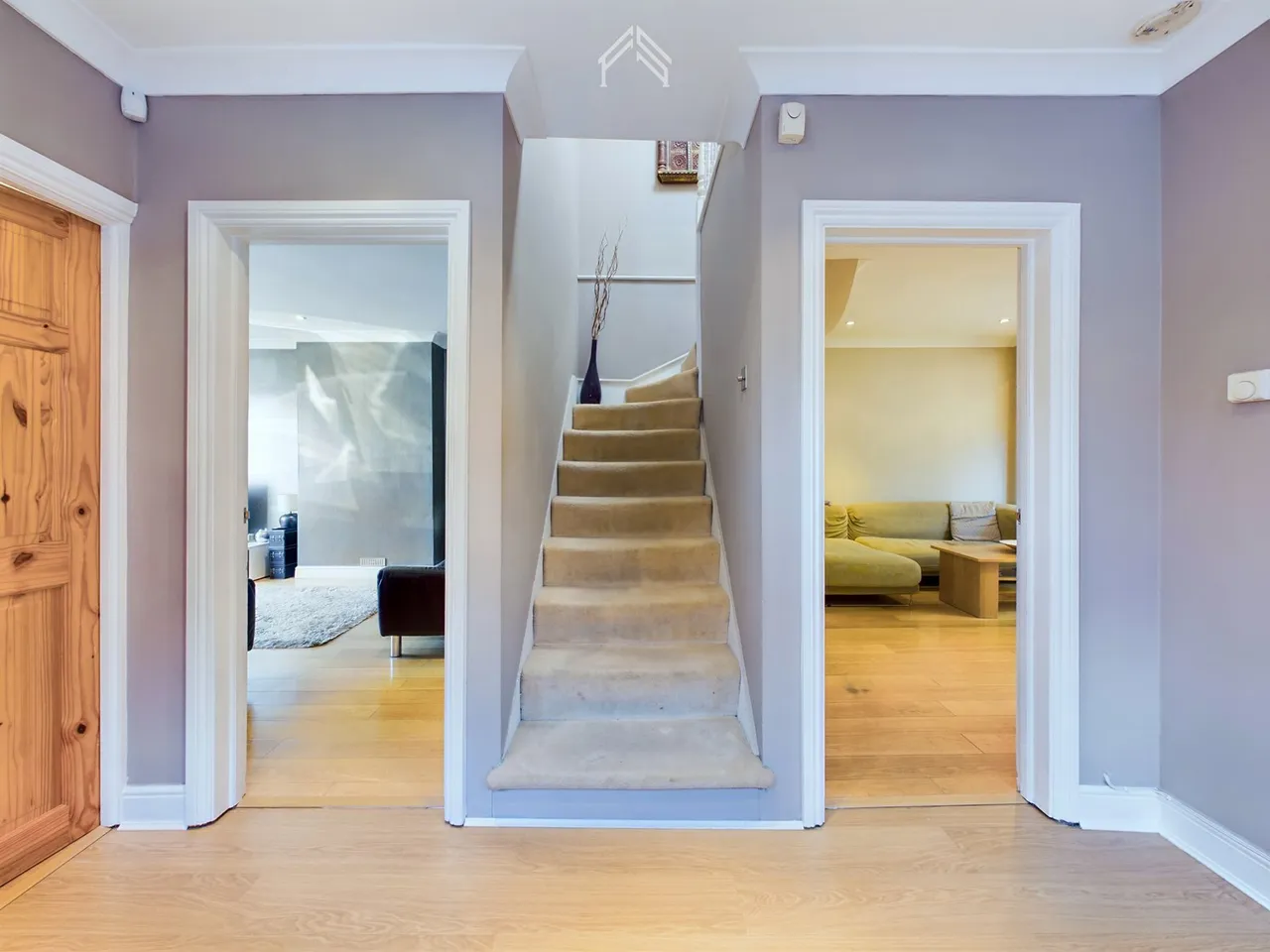 Sylvia Avenue, Hatch End HA5 4QN, photo 5
