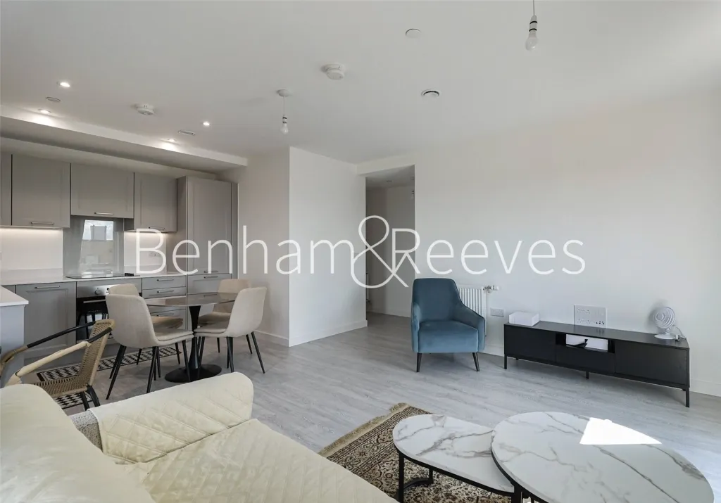 Donovan Way, Staines-upon-Thames, HA1, photo 11
