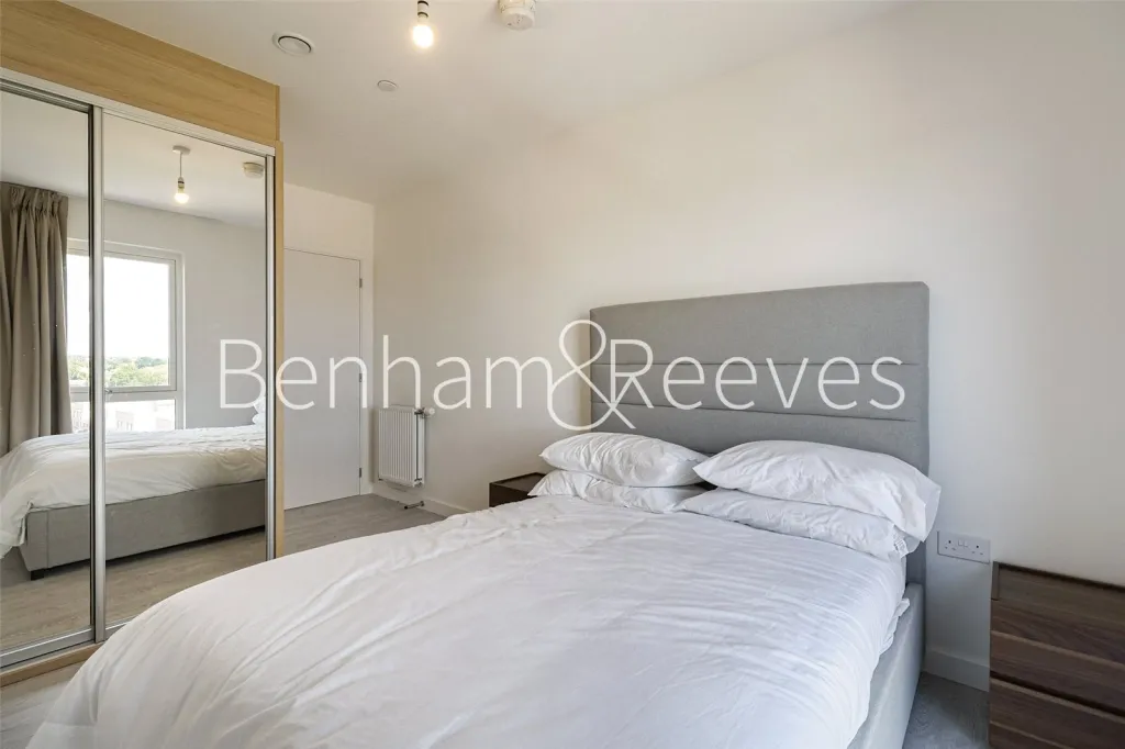 Donovan Way, Staines-upon-Thames, HA1, photo 13