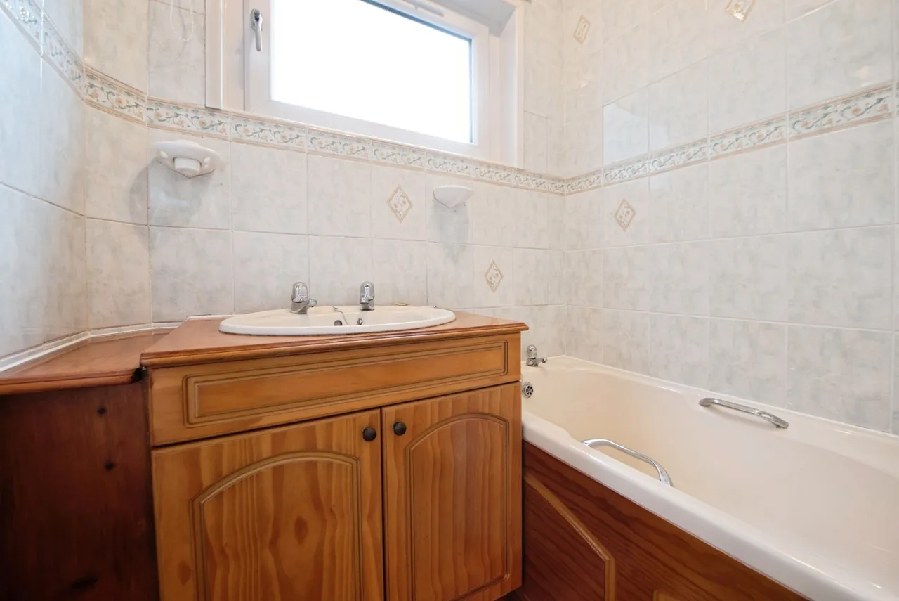 Queens Road, Gosport, PO12, photo 13