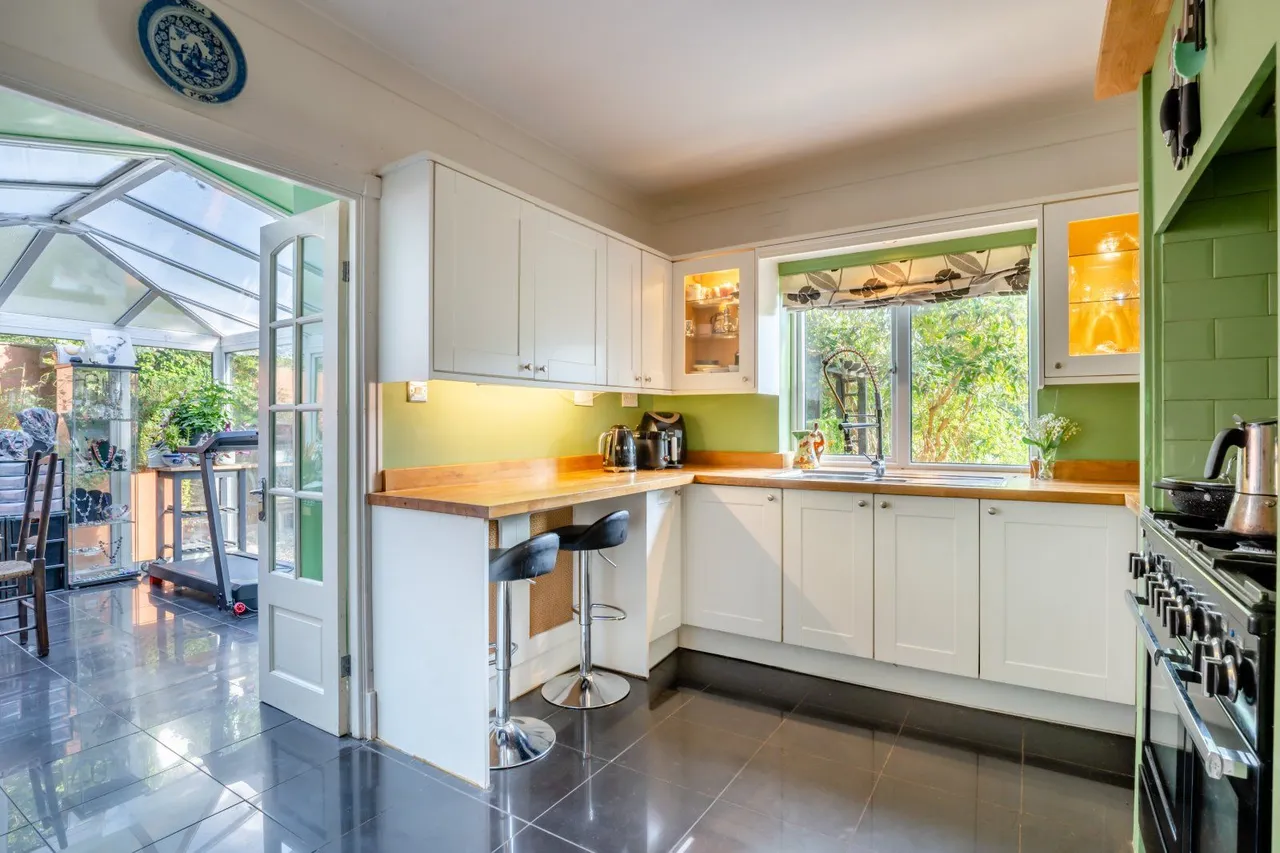 Nant Y Glyn Road, Colwyn Bay, LL29, photo 10
