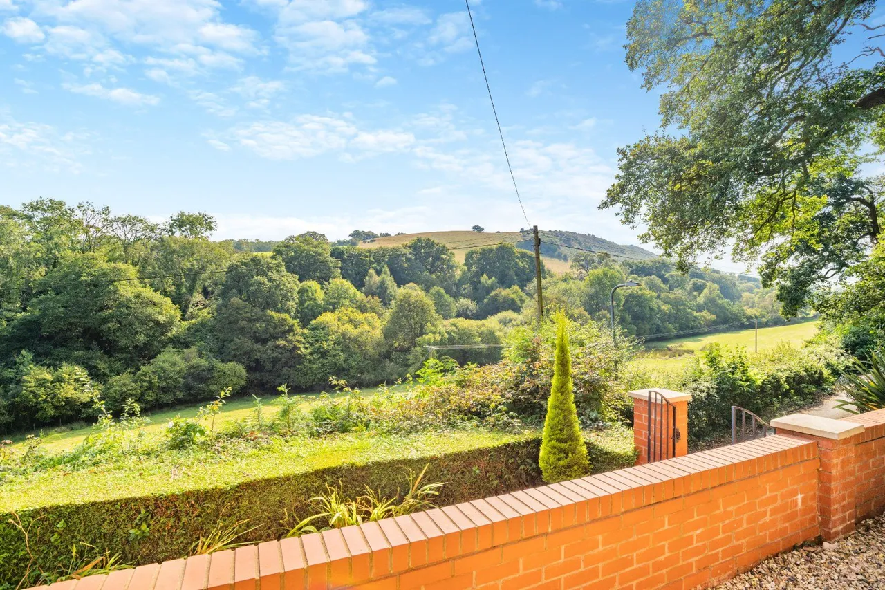 Nant Y Glyn Road, Colwyn Bay, LL29, photo 2