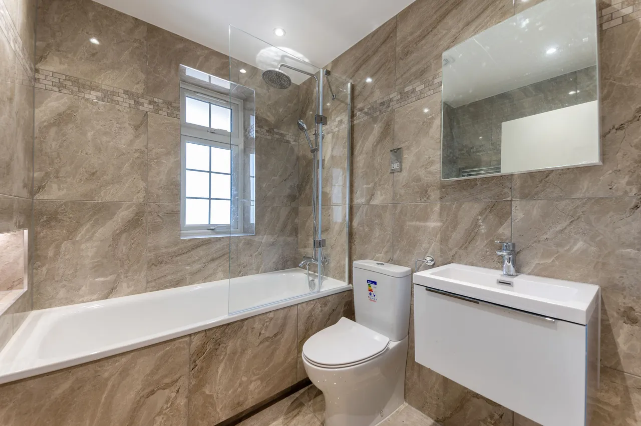Shepperton, TW17, photo 4