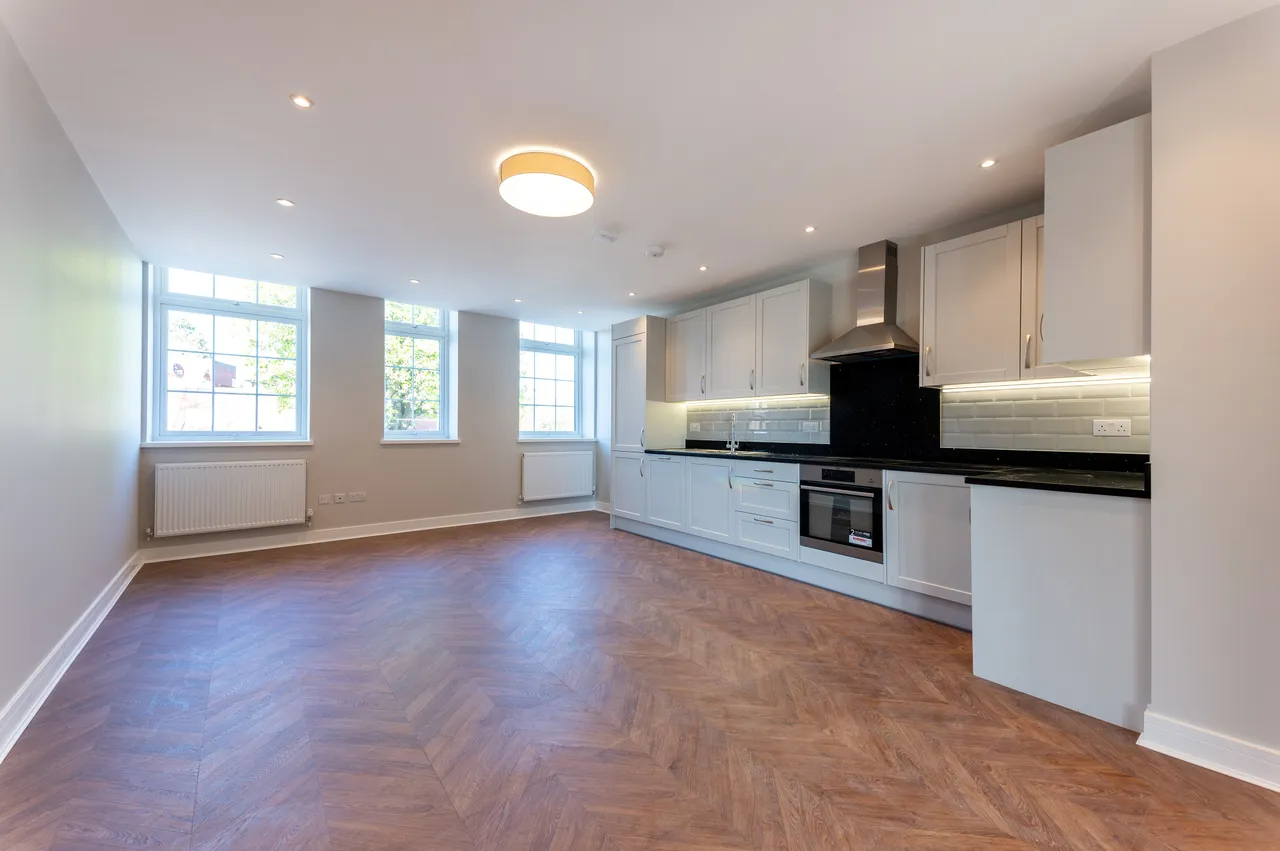 1 bed flat to rent, Shepperton, TW17