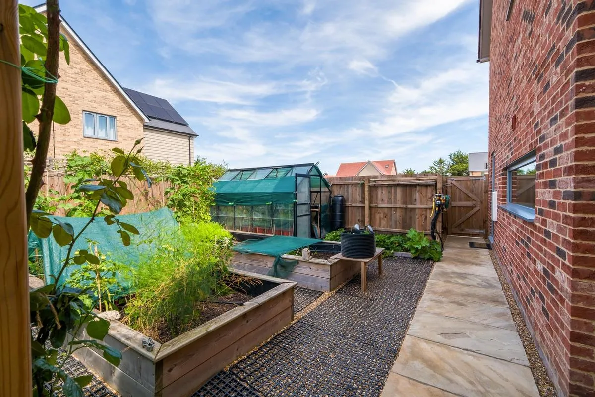 Cuckoo Close, Yaxley, IP23, photo 25