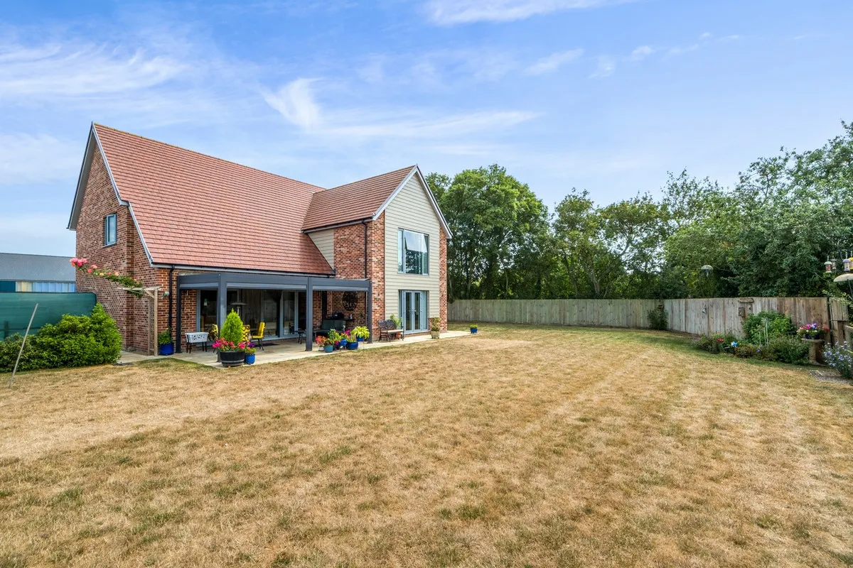 Cuckoo Close, Yaxley, IP23, photo 28