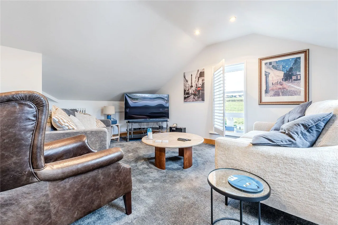 Calverley Bridge, Leeds, LS13, photo 8