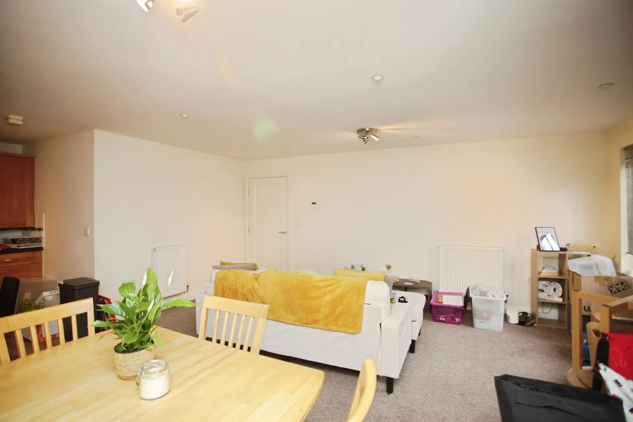Avocet Close, Rugby, photo 6