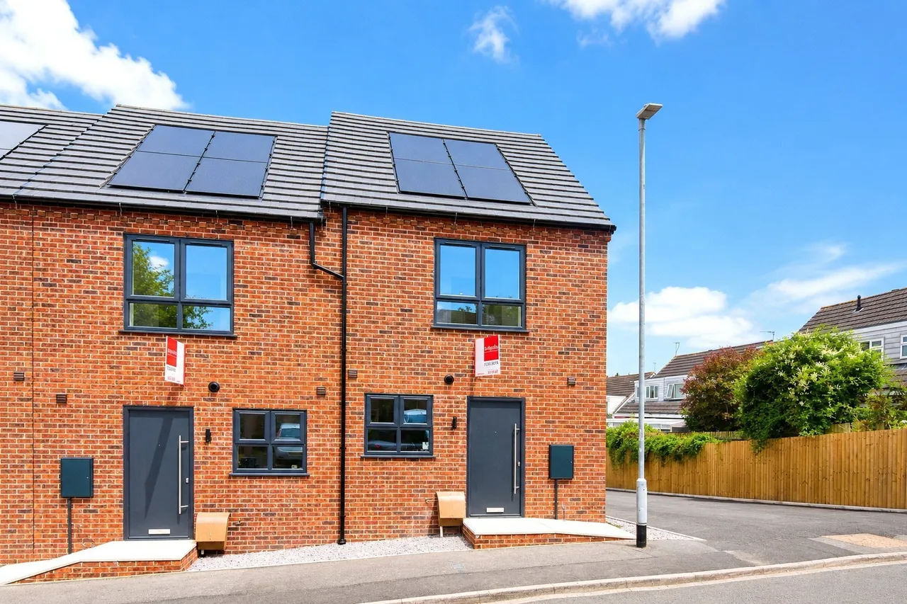 2 bed house for sale — Chapel Street, Talke, Stoke-on-Trent, Staffordshire, ST7