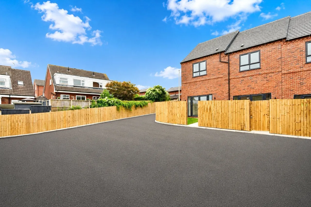 Chapel Street, Talke, Stoke-on-Trent, Staffordshire, ST7, photo 5