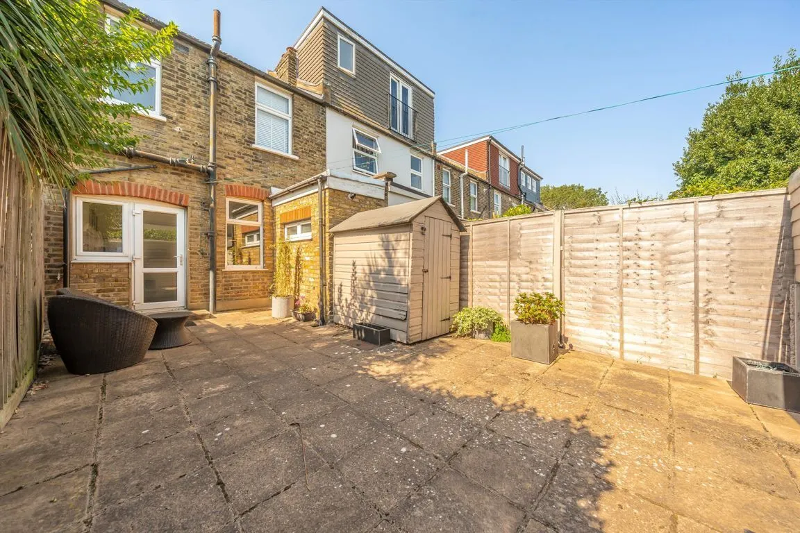 Mereway Road, TW2, photo 8