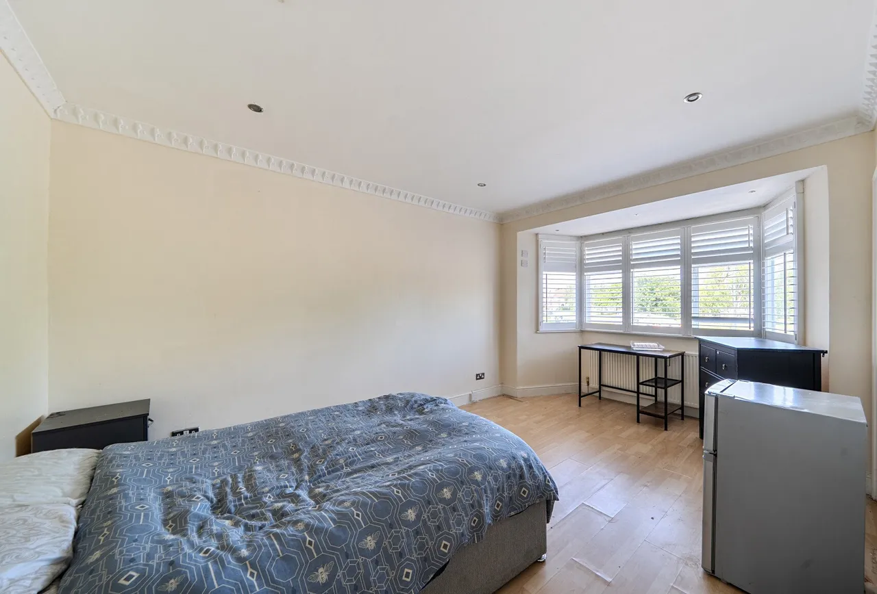 Sherborne Gardens, London, NW9 9TE, photo 6