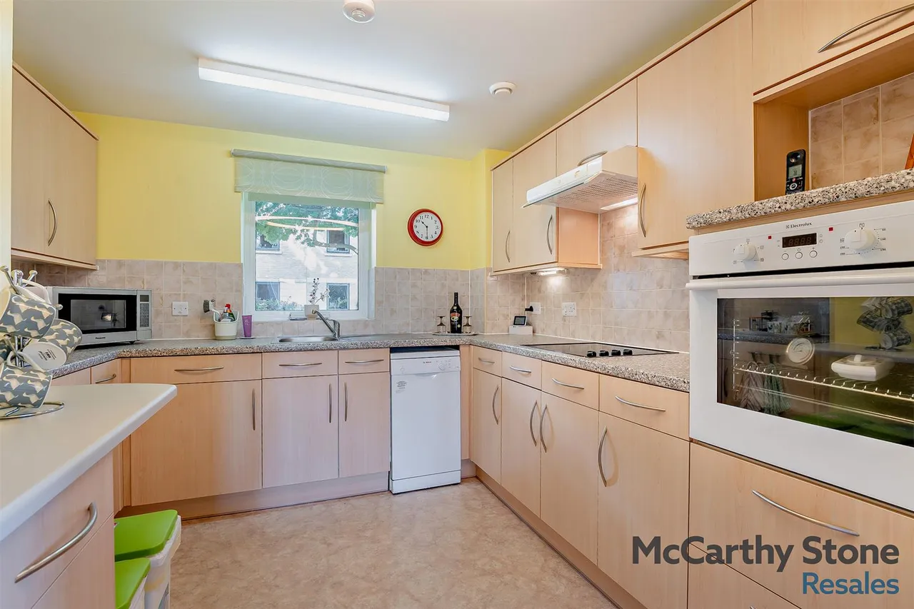 Union Place, Worthing, BN11, photo 3