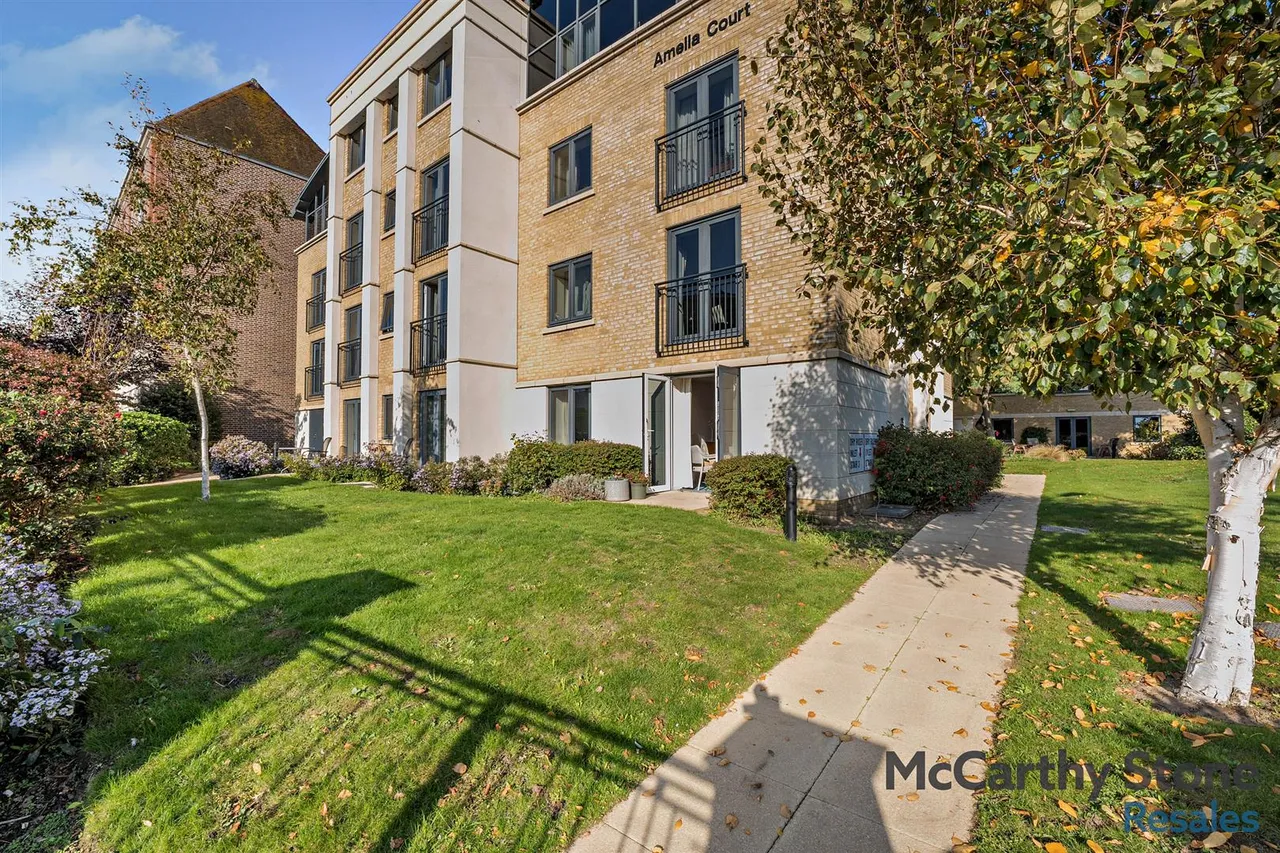 1 bed house for sale, Union Place, Worthing, BN11