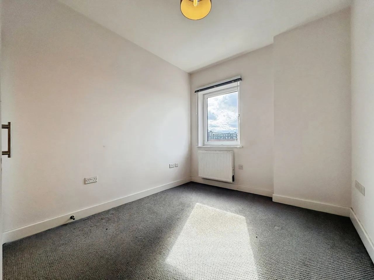 Knoll Road, Camberley, Surrey, GU15 3BP, photo 6
