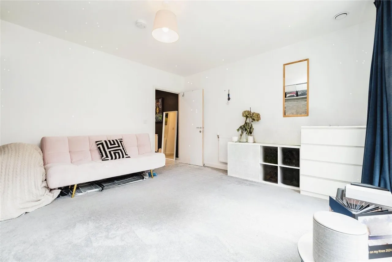 Castle Street, Upton Park, London, E13, photo 11