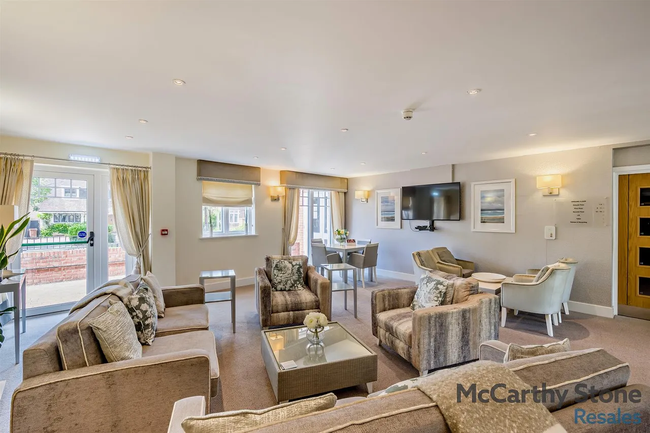 Raglan Road, Frinton-On-Sea, CO13, photo 12
