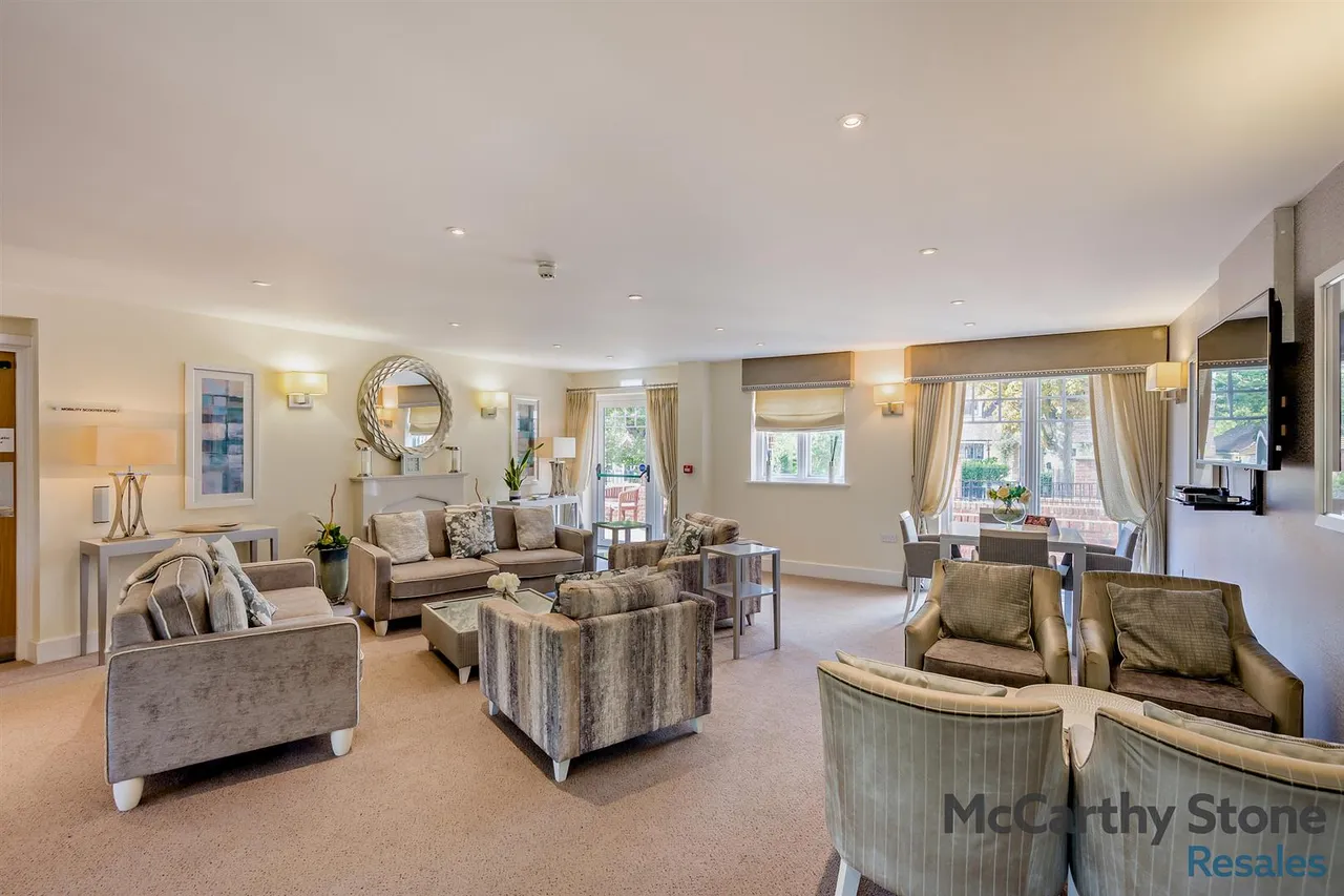Raglan Road, Frinton-On-Sea, CO13, photo 11